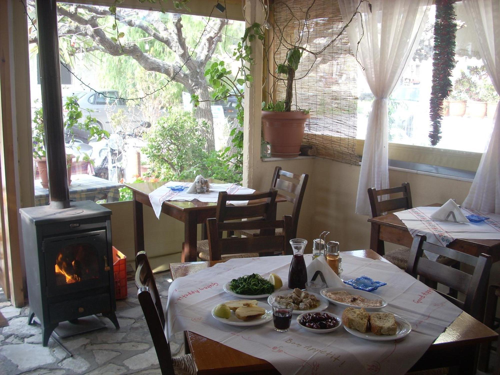 Sivas Apartments-Studios,Sigelakis With Very Nice View Экстерьер фото